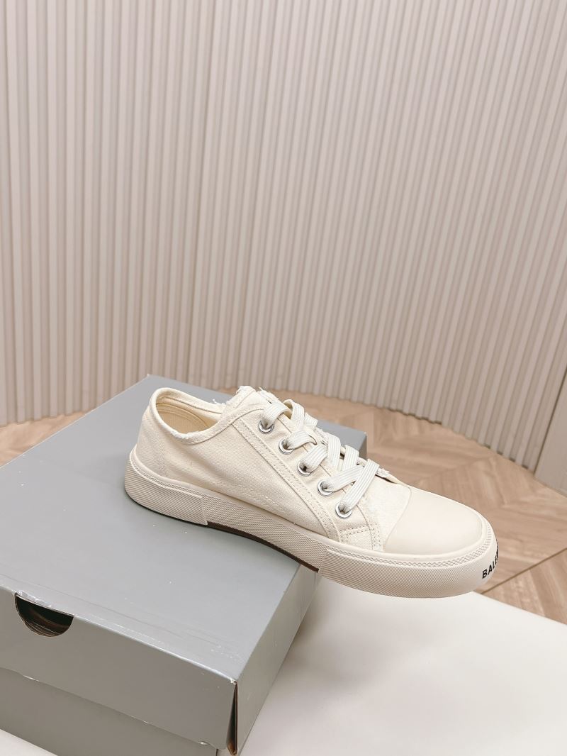 Balenciaga Low Shoes